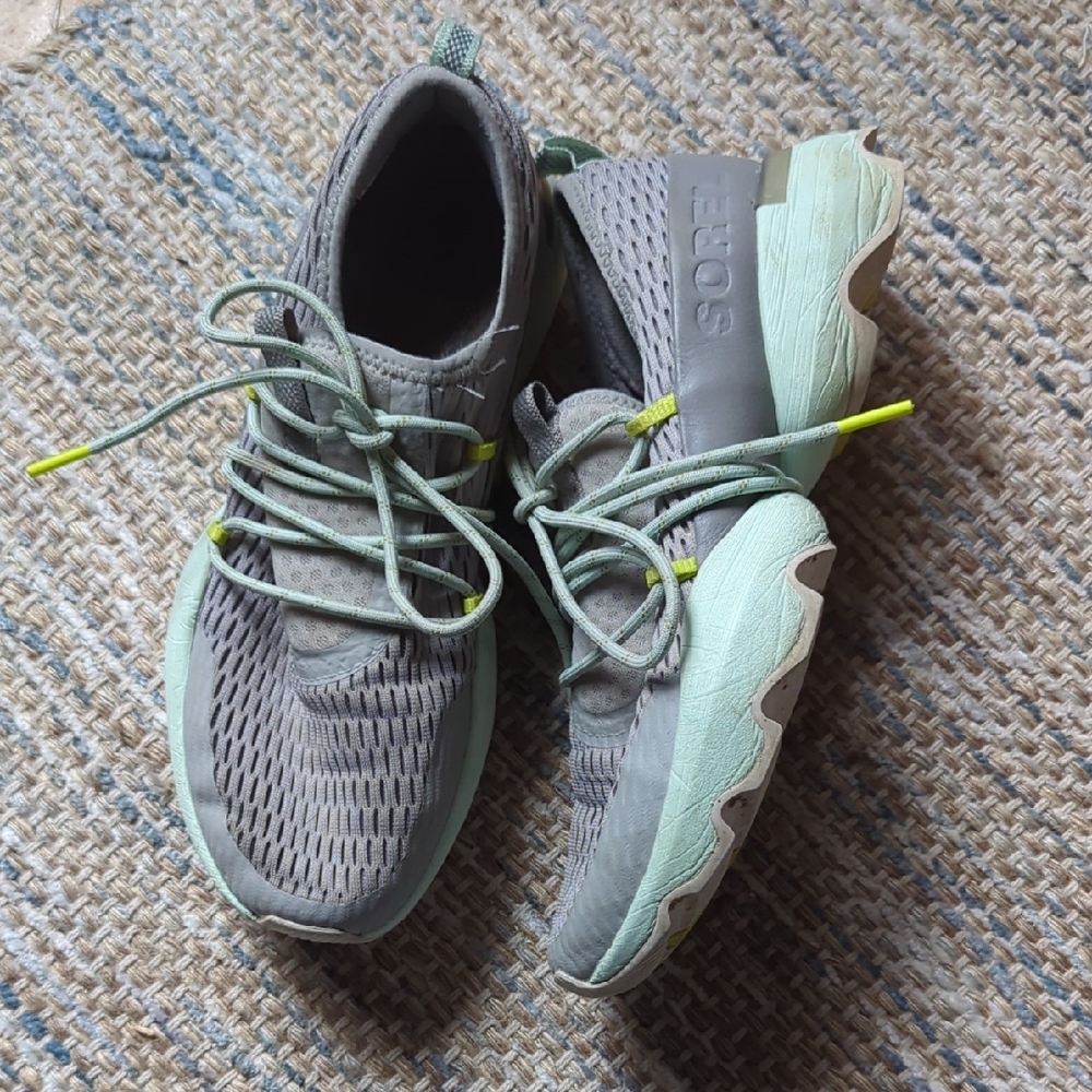 Sorel Gray and Green Sneakers